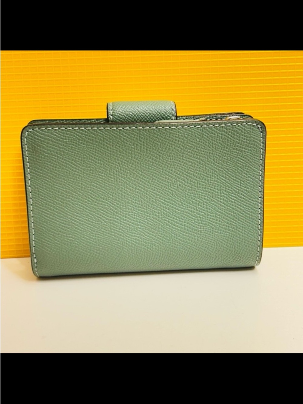 Coach Medium Corner Zip Wallet - Picture 3 of 8